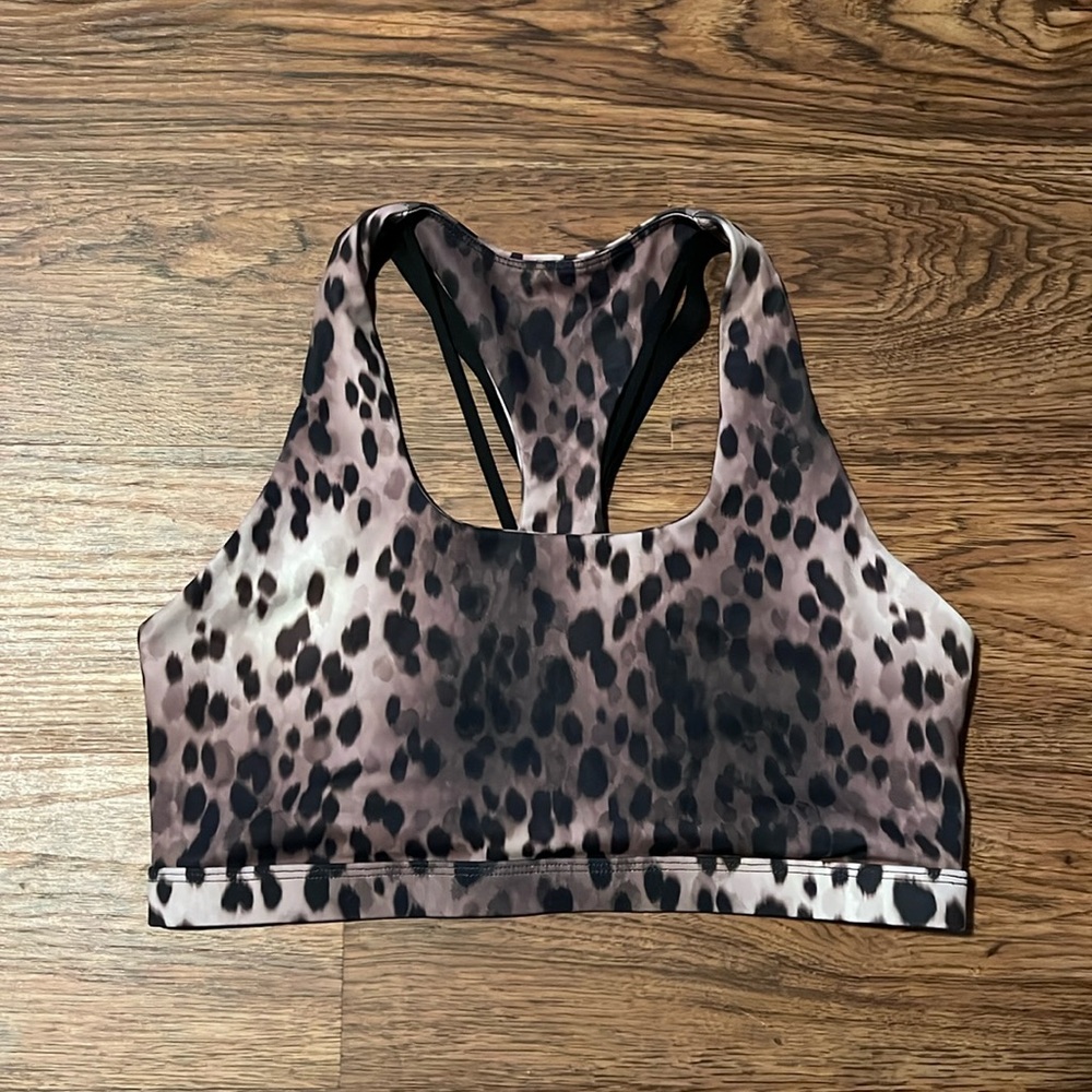 Fabletics Boost Medium Impact Sports Bra